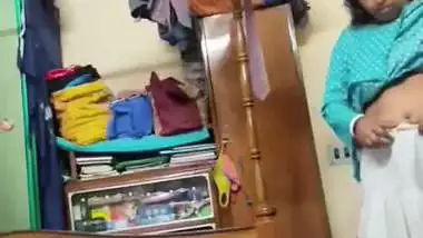 Bhabhi changing clothes vira videos uploaded online