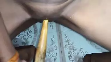 Desi Billo Rani Village Put The Cylinder Inside The Pussy Took Out His Water From The Cylinder Hot And Sex Video 2022