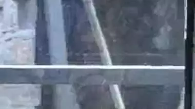 Desi mature aunty showing boobs and shaved armpit