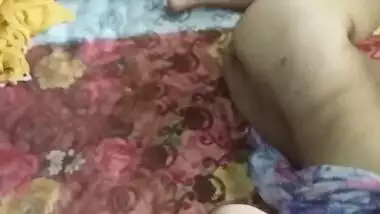Dehati aged slut fucked in open place by two young guys