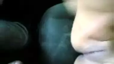 Desi horny girl making selfie during car sex