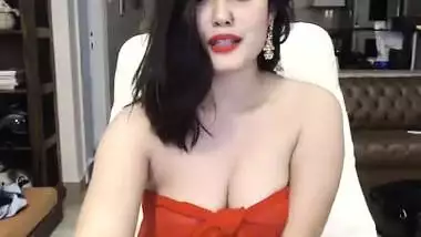 Red Hot Shena Back Again