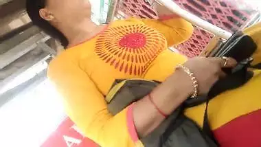 Desi milf bouncing big boobs