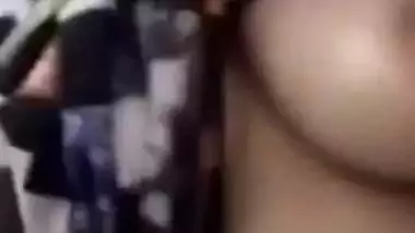 Extremely Cute Shy Paki Girl Showing on VC