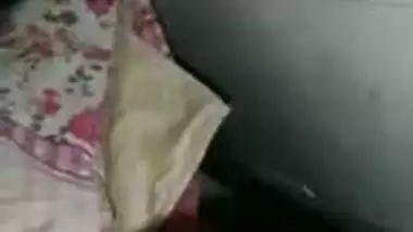 Pakistani busty lady enjoys her shohar’s dick in sex MMS