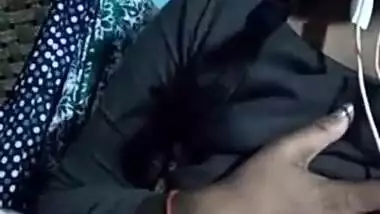 Today Exclusive- Desi Girl Showing Her Boobs On Video Call