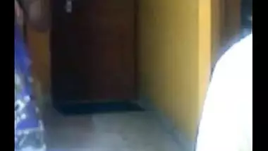 Mature Indian sex videos of hot maid.