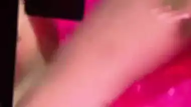 Huge round boobs bhabhi from Kolkata does nude call