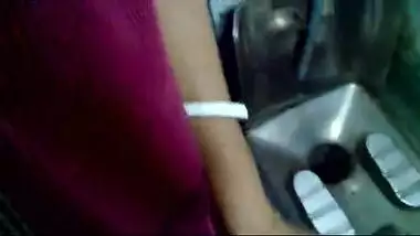 Indian mature aunty blowjob in train