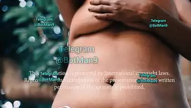 Madhu Open Boobs Topless 1