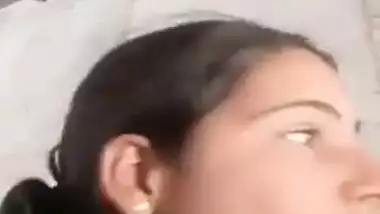 Desi Village Girl Shows Pussy On vc