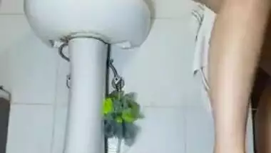 Sexy GF masturbating pussy with a cucumber