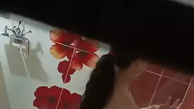 Big boobs sister bathing caught on cam by brother
