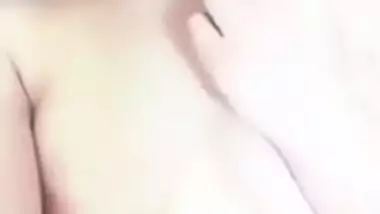 Horny Paki Girl Record Nude Selfie