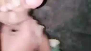Paki bhabhi nervous blowjob to lover big dick viral MMS