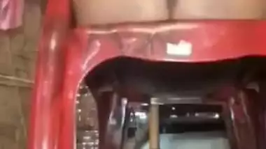 Sexy Assame Guwahati Girl Showing Pussy