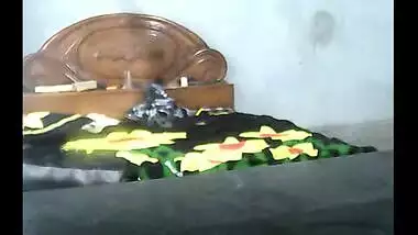 Desi super hot bhabhi’s sex scandal