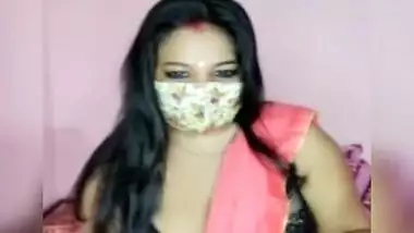 Bhabhi Boobs