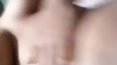 Sexy Indian Hot Girl Displaying Her Virgin Cunt