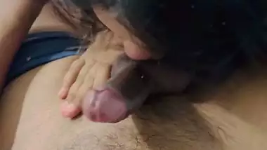 Cock hungry slut makes her lover’s balls dry in the sex MMS