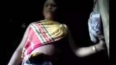 Desi Chennai aunty’s sensual sex caught on