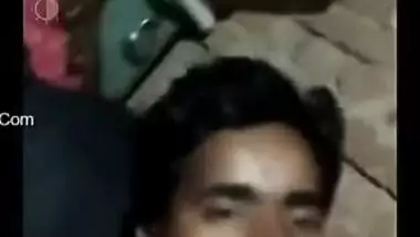 Teen with full lips and perverted guy in amateur close-up Indian video