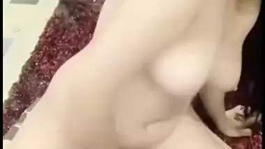 Big Mooli In Ass Hole Farting And Gaping Hole