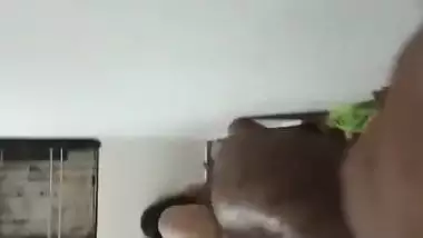 Bhabhi with hanging boobs, blowing like pro sucker