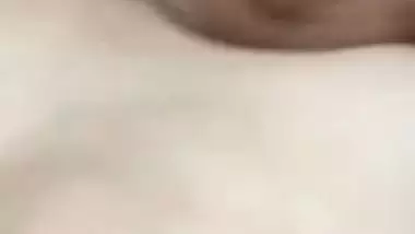 Huge boobs Indian aunty crushing her breast MMS