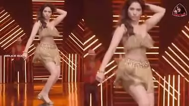 Tamanna HOTTEST Thigh's musturbate challenge