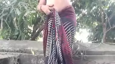 Geeta house wife Naked Show Outdoor