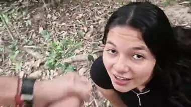Indian woman fucked in the field by a foreigner