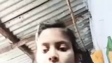 Cute Desi Girl Record Her Nude Selfie Part 1